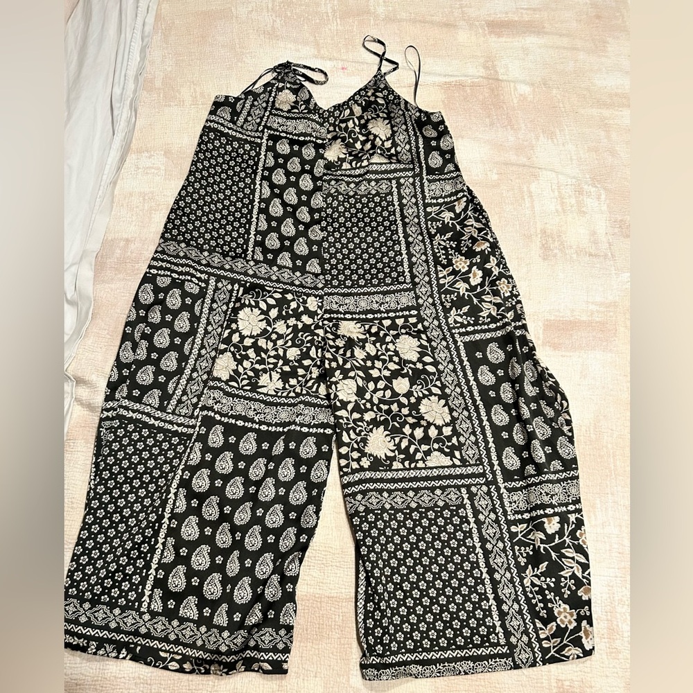 Vici paisley jump suit